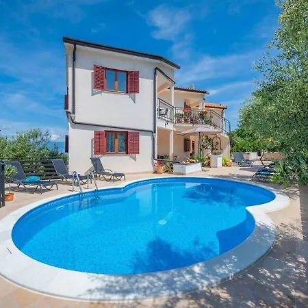 Lara I With Panoramic View And Pool *
