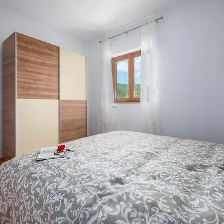 Lara I With Panoramic View And Pool *