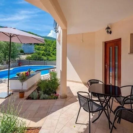 Lara I With Panoramic View And Pool