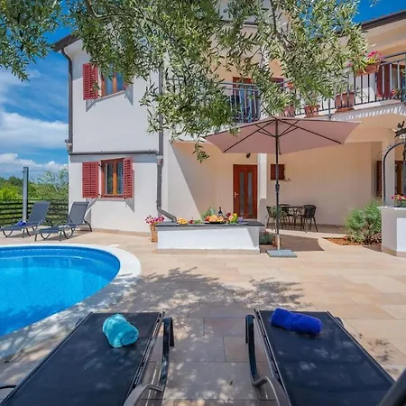 Holiday home Lara I With Panoramic View And Pool Labin (Istria)